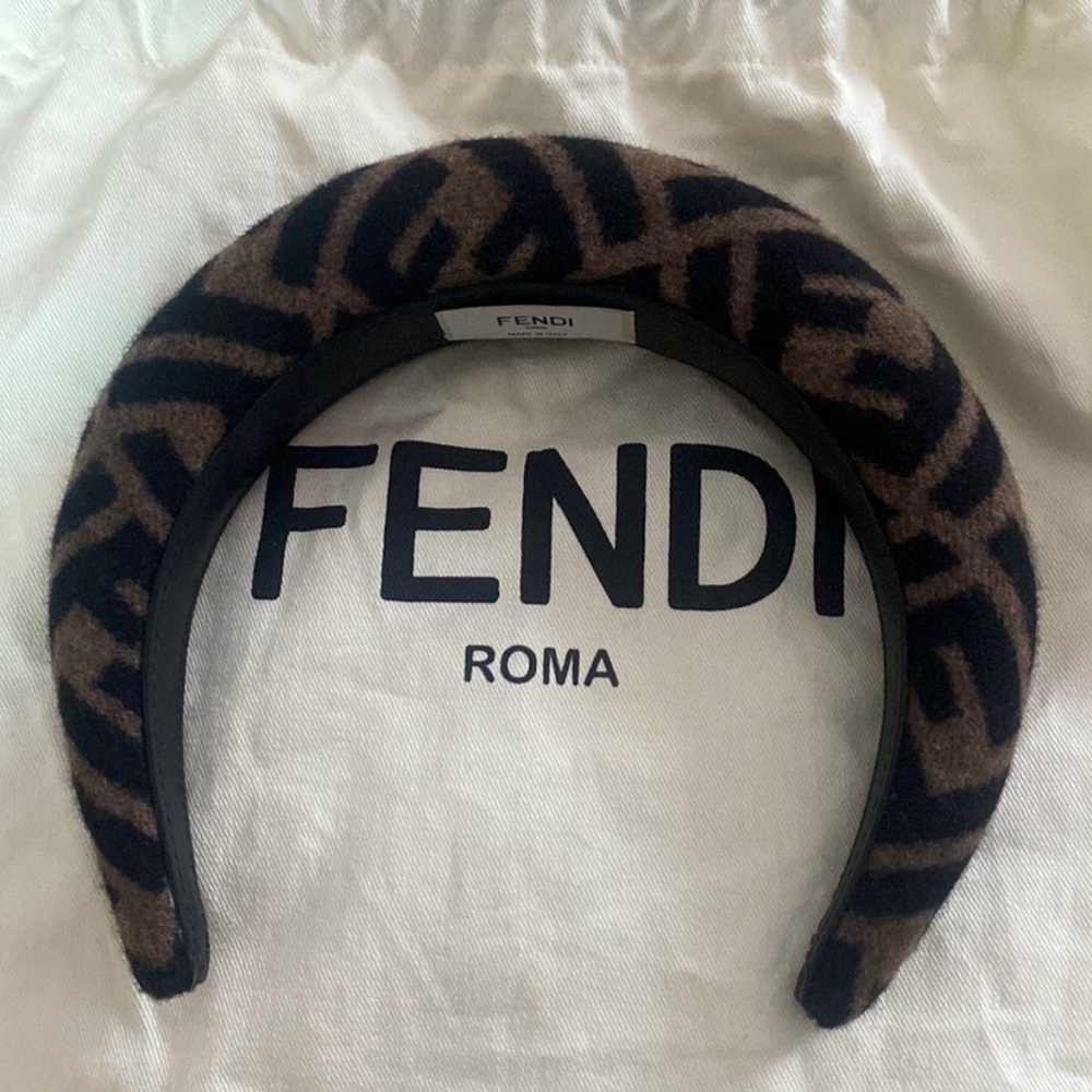 Fendi Headband 🤎